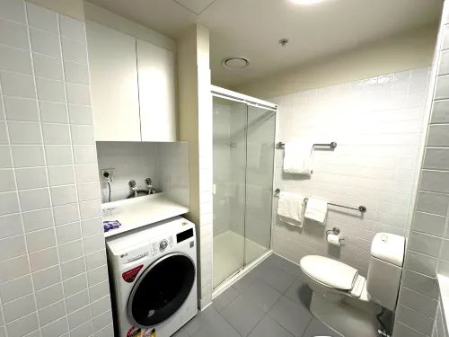 Urban Apartments Melbourne on Elizabeth Camere Photos