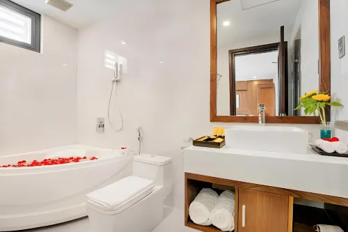 Yarra Ocean Suites Danang Rooms Photos