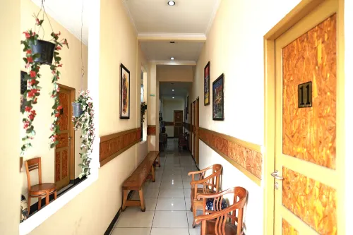 Saung Balibu Hotel Allmänna utrymmen Photos