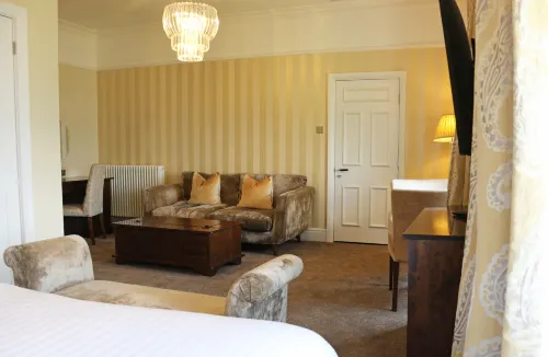 The Belsfield Hotel Rooms Photos