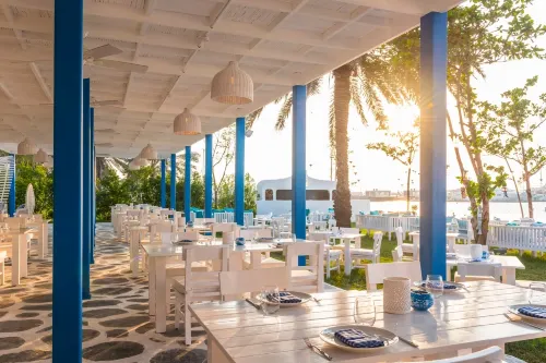 The Westin Dubai Mina Seyahi Beach Resort & Marina Dining Photos