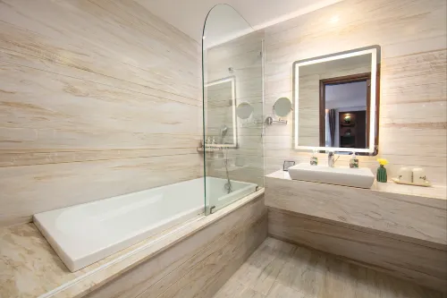 The Oriental Jade Hotel Zimmer Photos
