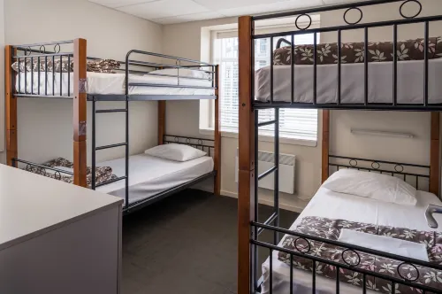 Trek Global Backpackers Camere Photos