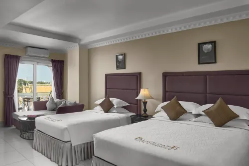 Palace Gate Hotel & Residence By EHM Rooms Photos