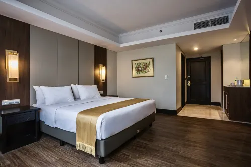 The Acacia Hotel & Resort Jakarta Kamar Photos