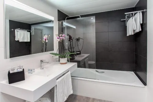 Aparthotel Atenea Barcelona Chambres Photos