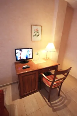 Roman Terrace Rooms Photos