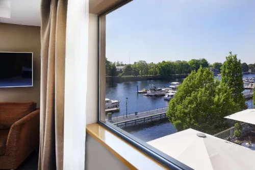 Radisson Blu Hotel, Athlone Zimmer Photos