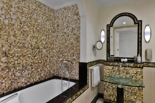 Al Habtoor Grand Resort, Autograph Collection By Marriott Rooms Photos