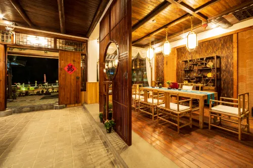 Yangshuo Fu Shan Hai  Trees and Flowers Hotel Public Areas Photos