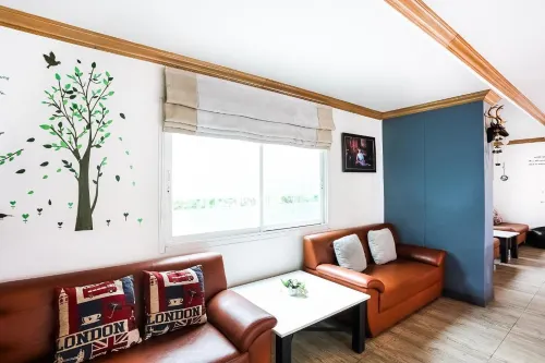 The Lilly Hotel Utvalt Photos