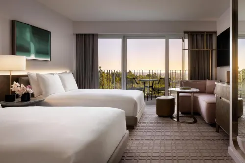 Fairmont Century Plaza Rooms Photos