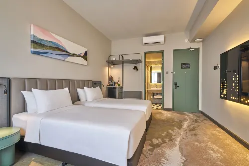 Sleeping Lion Suites Kamar Photos