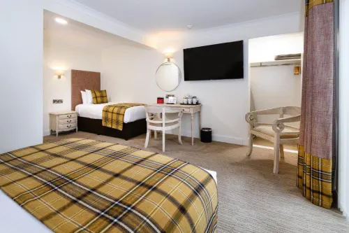 Fisher's Hotel Rooms Photos