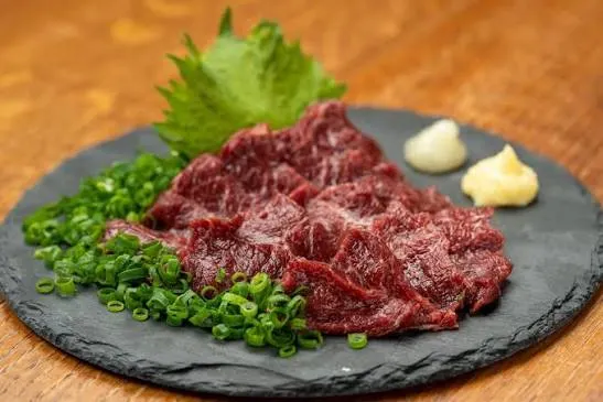馬刺し