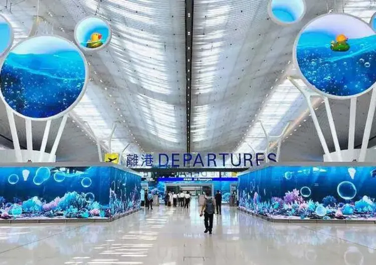 2569 วิธีเดินทางจากสนามบินฮ่องกงเข้าเมือง: รถไฟด่วน AEL, รถบัส และรถเช่าพร้อมคนขับ ครบจบในที่เดียว!