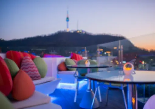 2026년 서울 칵테일바 BEST 11🍹분위기 좋은 술집 용산 루프탑 바부터 홍대, 이태원 와인바 등 데이트 코스 추천!