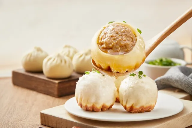ซาลาเปาทอด (Shengjian Bao)