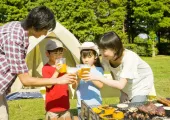 【夏休み2025】2025年の夏休みはいつからいつまで?小中高・地域別に解説!お盆休み&おすすめイベント、旅行先完全ガイド