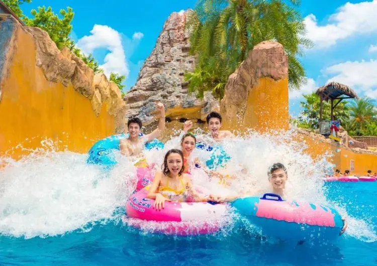 【2025 深圳廣州珠海水上樂園 TOP10】室內＋室外人氣玩水熱點合集｜親子＋朋友週末好去處