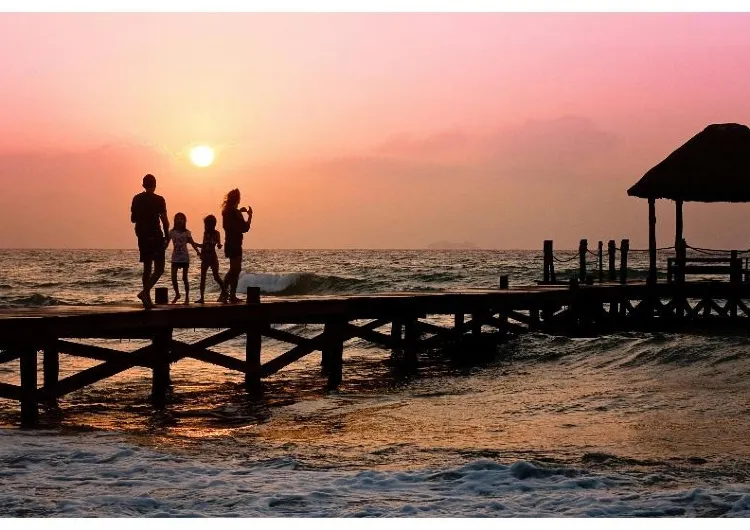 【お盆子連れ旅行】子どもが大喜び！お盆·夏休みに混雑を避けて子どもと楽しむ穴場スポット完全ガイド