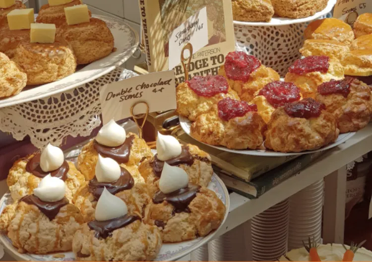 2026 서울 카페 추천 Best 7 | 연남&성수&종로 등 두바이쫀득쿠키 맛집, 대형카페, 브런치&케이크 맛집 분좋카 모음