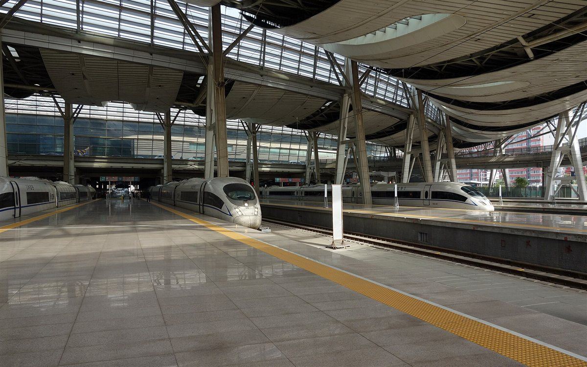 A high-speed train waiting at a platform at Beijing South Railway Station
