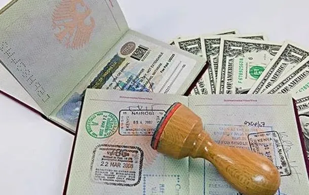 tourist visa stamps on passport