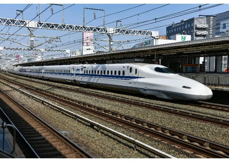 【新幹線の混雑予想2025】新幹線はいつ空いている？年間混雑状況と乗りこなし術を1記事でわかる！