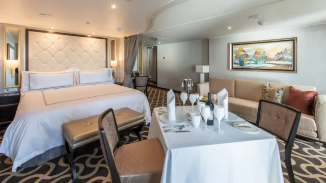 suites in genting dream cruise