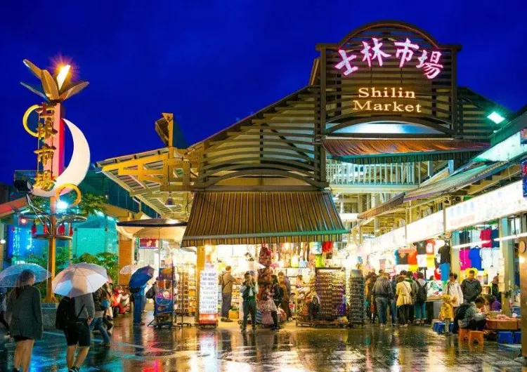 【士林夜市必吃美食2026】20攤不踩雷老字號推薦|士林夜市吃什麼、交通營業時間全攻略