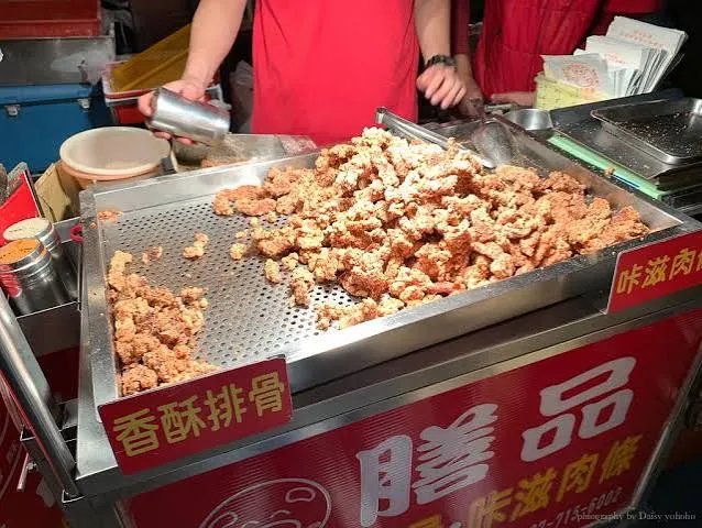 膳品香酥排骨 大東東那邊的排隊炸物
