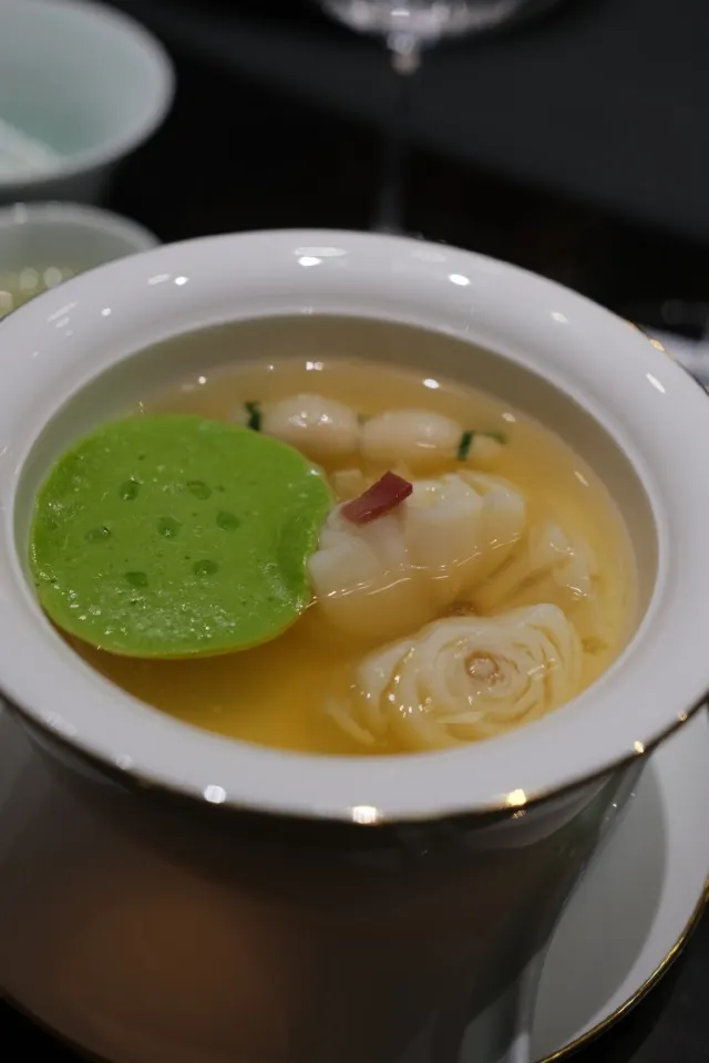 湛碧樓·西湖湖景餐廳(楊公堤店)
