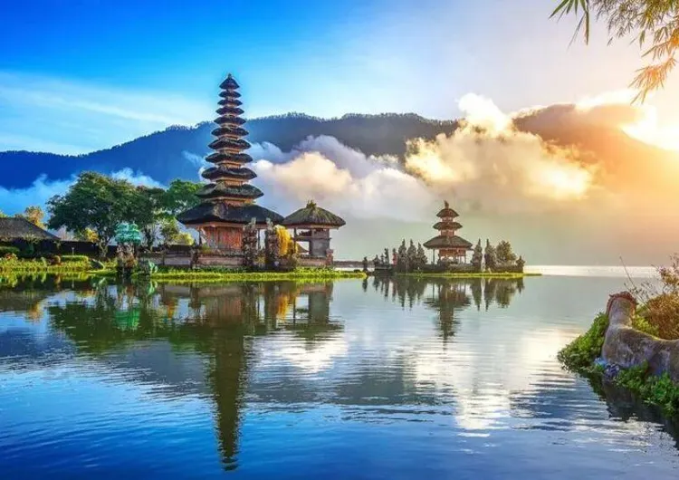 Wisata Bali 2026 – Wajib Kunjungi Ubud, Pantai Kuta, Bedugul, Seminyak, Jimbaran, Batur