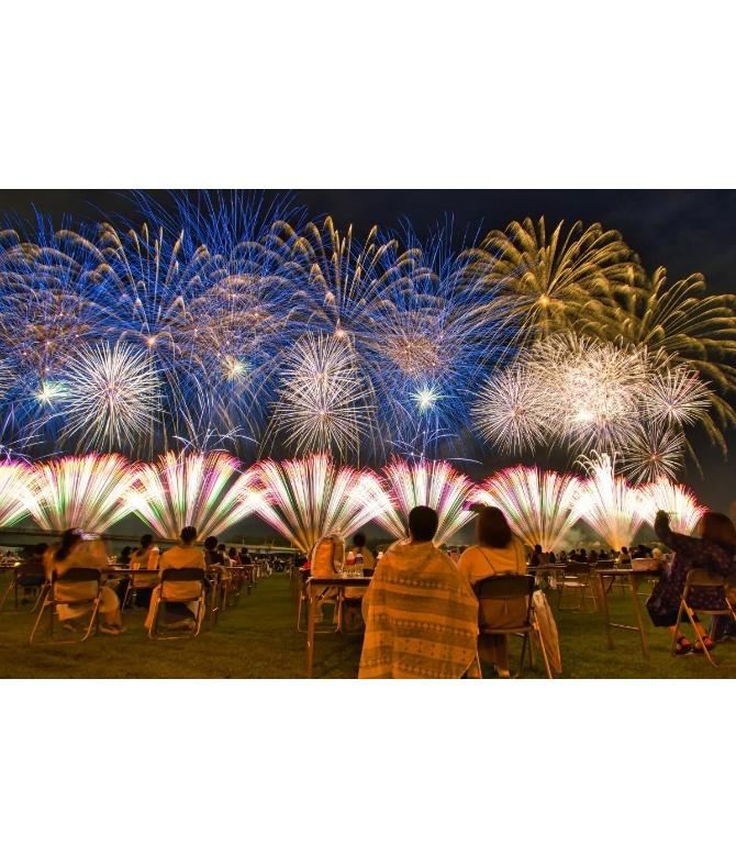 大曲の花火2026】日本三大花火大会・全国花火競技大会「大曲の花火」は