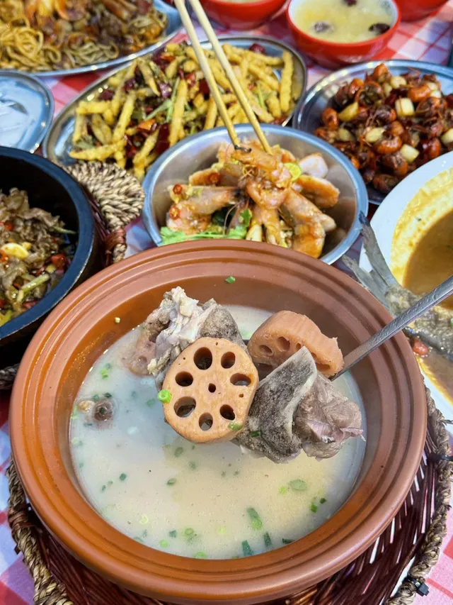 武漢美食, 排骨蓮藕湯