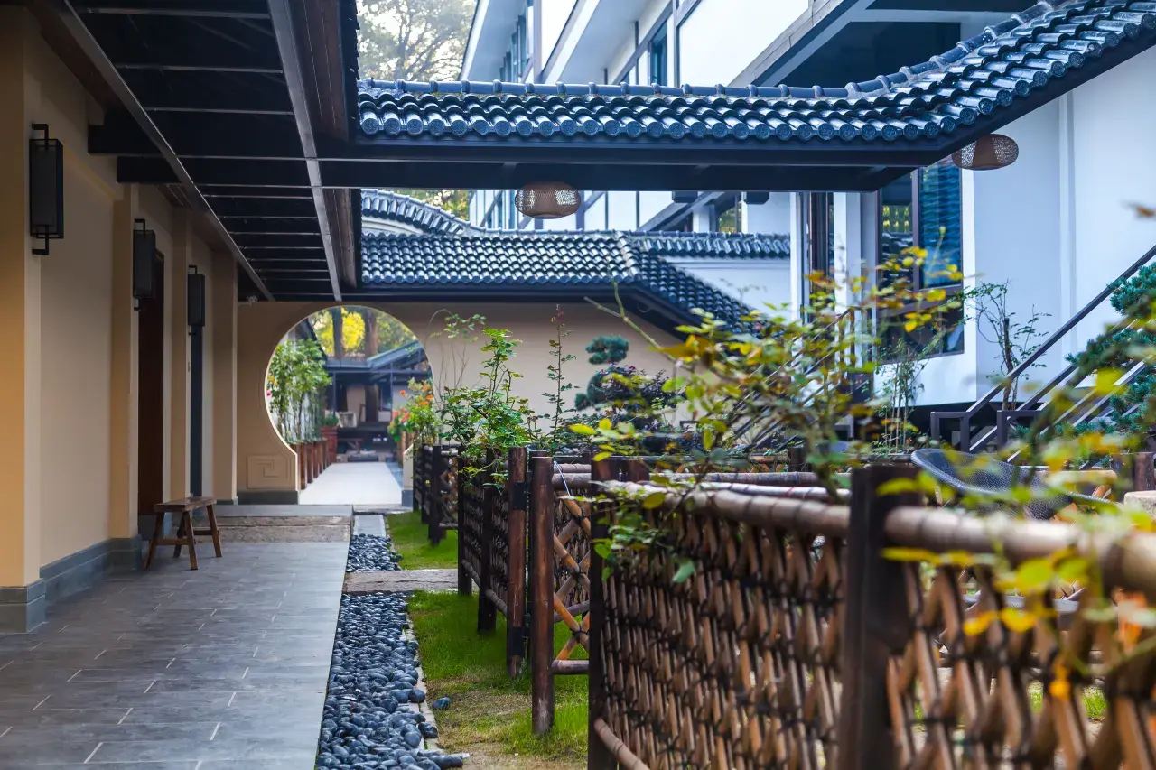 杭州住宿|杭州殊勝龍井飯店(西湖靈隱店)