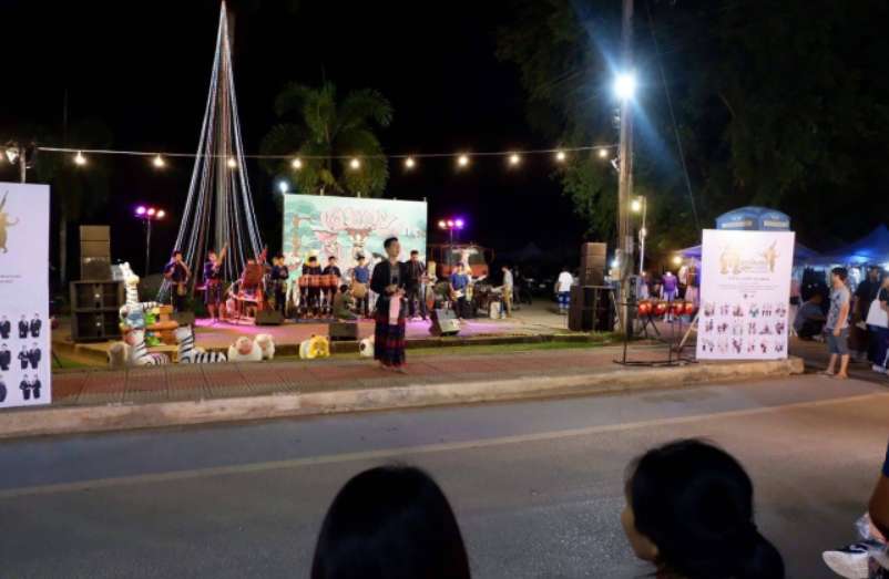 ถนนคนเดินด่านซ้าย