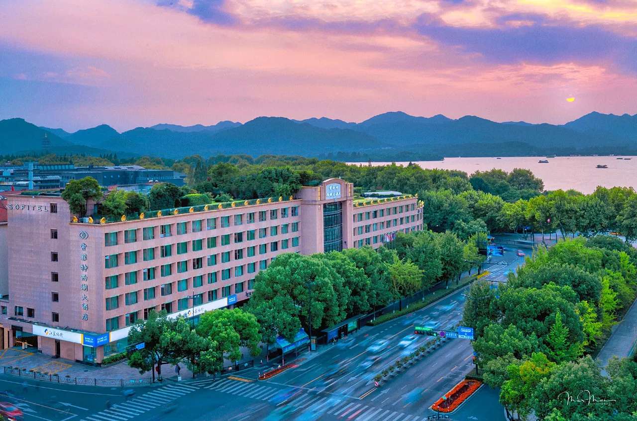 โรงแรมหังโจว โซฟิเทล เวสต์เลค-1