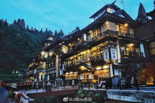 能登屋與經典旅館建築