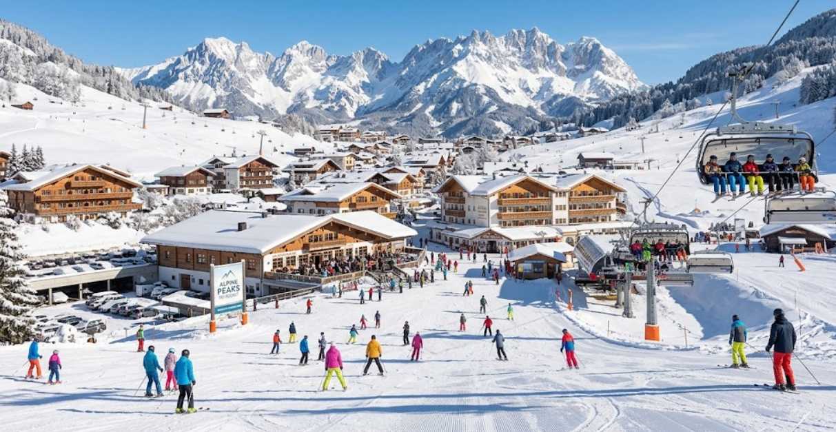 Best Japan Ski Resorts at a Glance