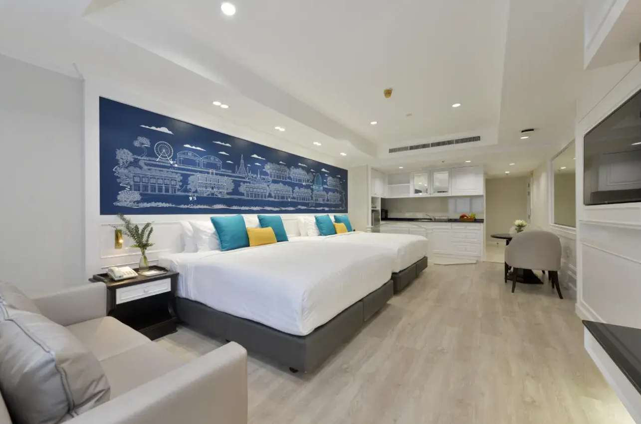 โรงแรมเซ็นเตอร์พอยท์พลัส สีลม