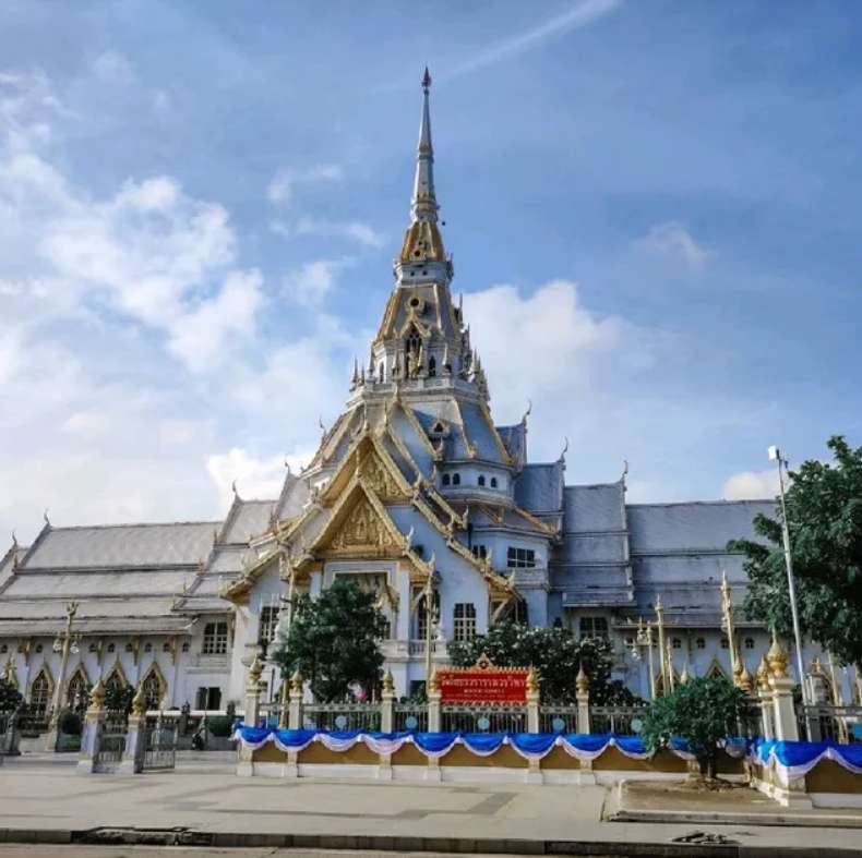 วัดหลวงพ่อโสธร