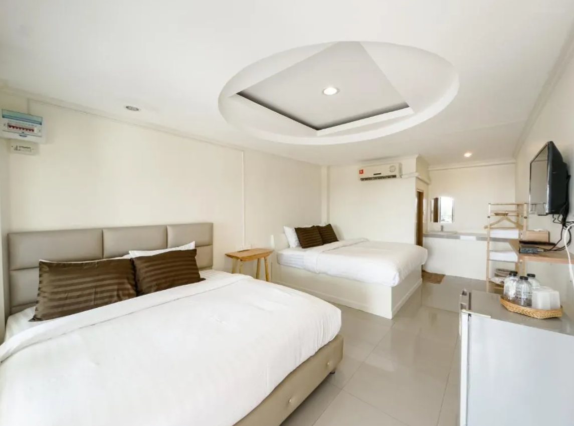 Sun and Sea Koh Larn