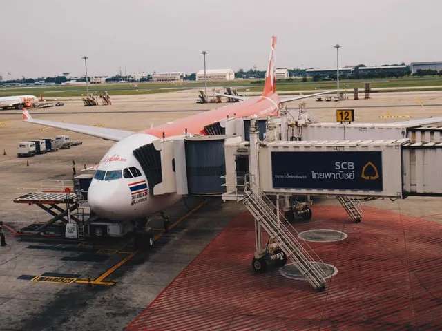 東京到大阪｜飛機