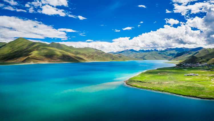 ทะเลสาบยัมดรก