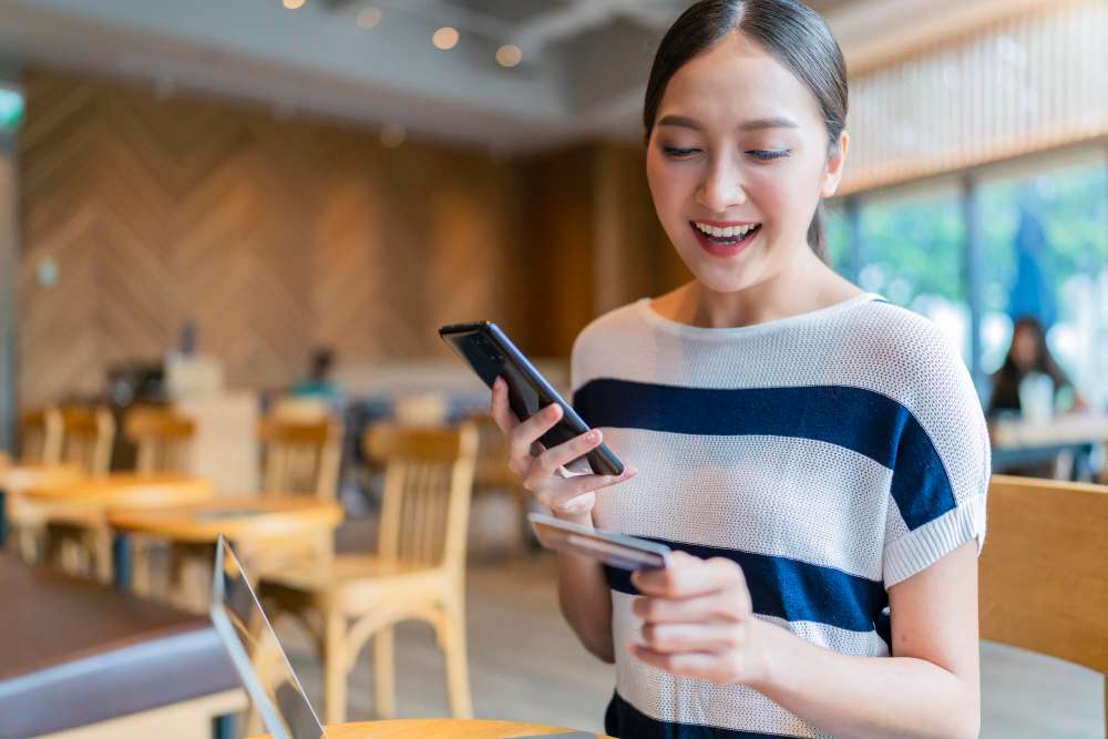 eSIM สามารถใช้คนละค่ายได้ไหม