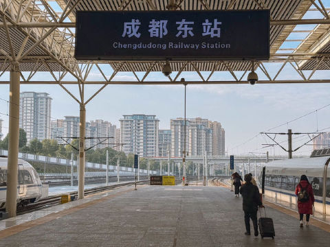 เจาะลึกสถานีรถไฟหลักในเฉิงตู