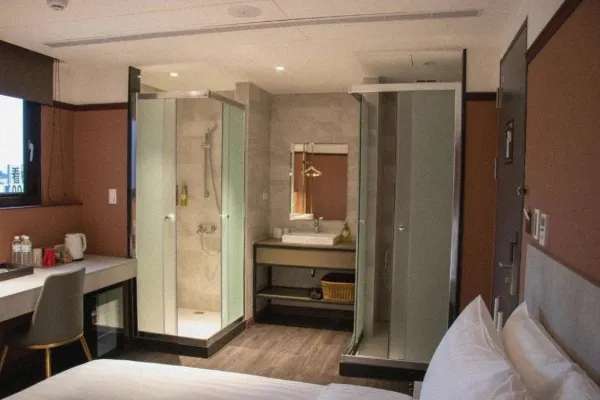 駁二住宿｜帝后大飯店