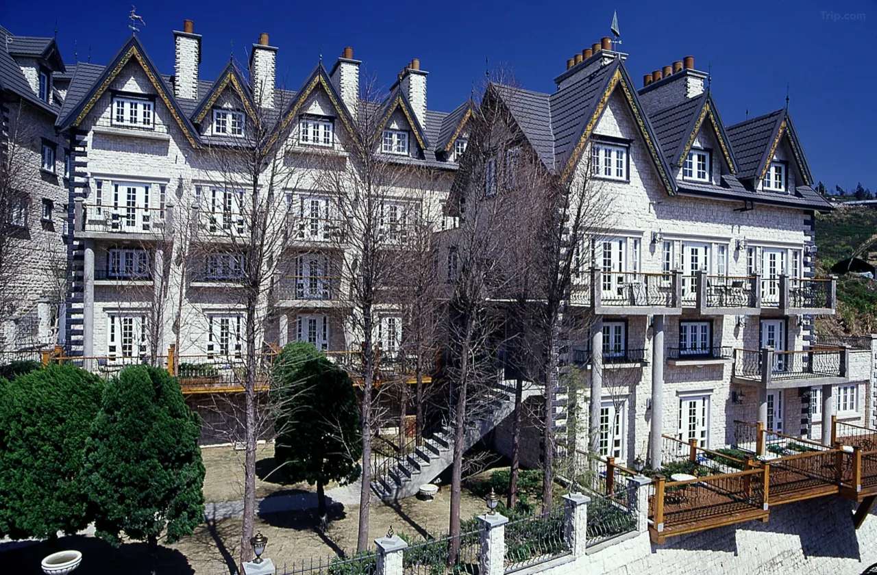 福壽山農場住宿｜南投清境霞飛音樂城堡